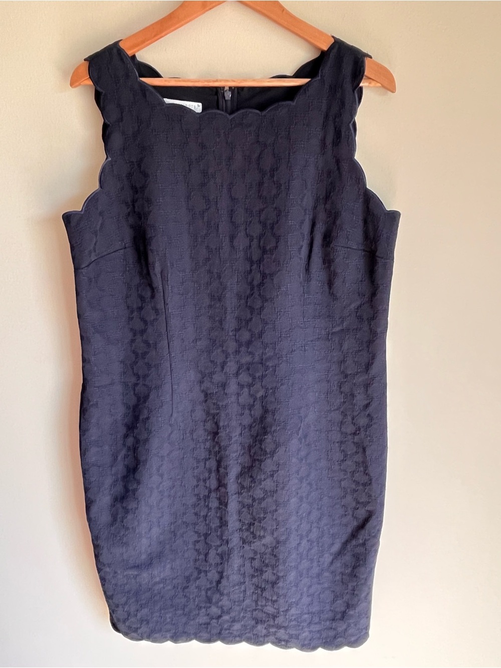 Talbots RSVP Women’s Jacquard Sheath Navy Blue Scallop Detail Dress Size 14